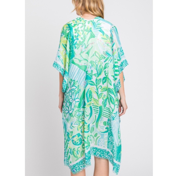 "The Everleigh" Green Hand Drawn Geometric Print Kimono - Picture 2 of 5
